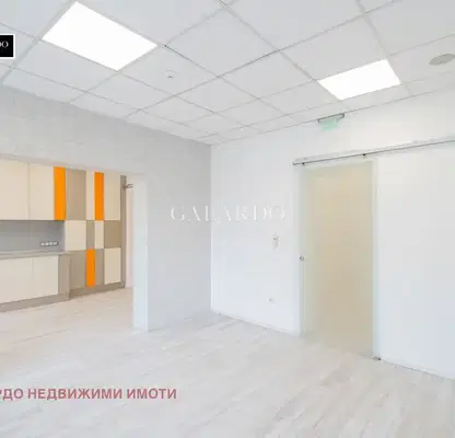 Снимка 2 — Офис в София, Център