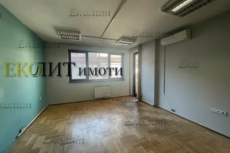 Офис в София, Лозенец