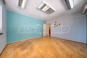 Офис в София, Лозенец