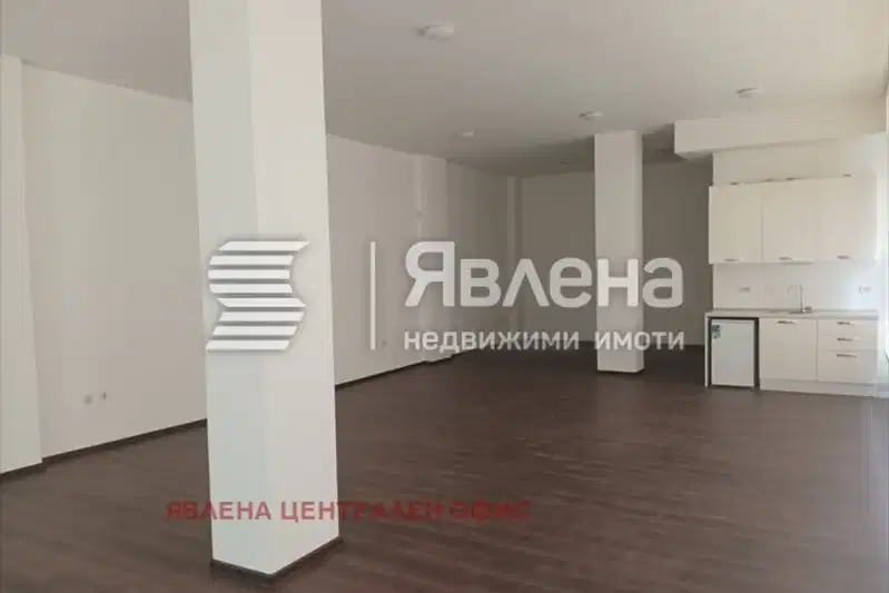 Офис в София, Надежда 4