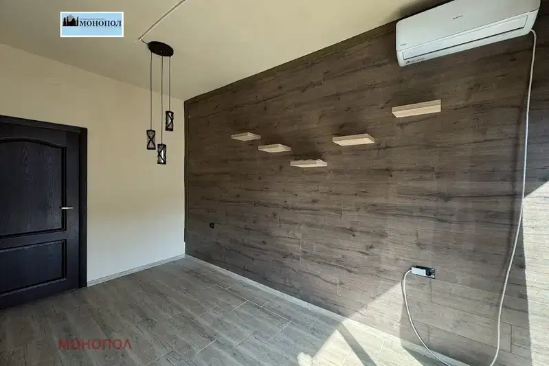 Офис в София, Надежда 4