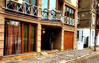 Офис в София, Оборище