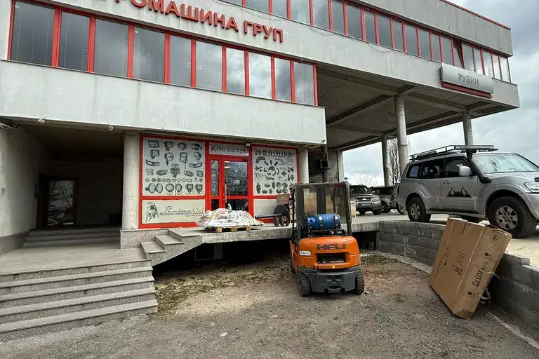 Офис в София, Орландовци