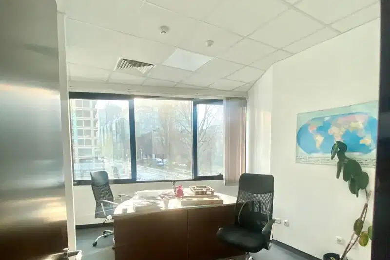 Офис в София, Полигона