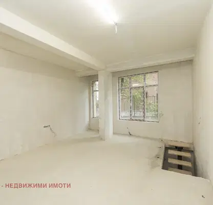 Photo 5 — Office in Студентски