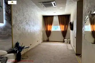 Офис в Студентски