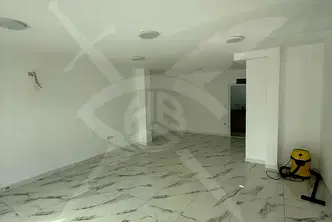 Офис във Варна, Център