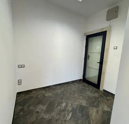 Photo 3 — Office in Varna, Centyr