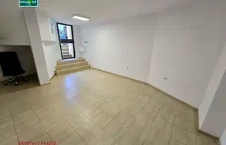 Офис във Варна, Център