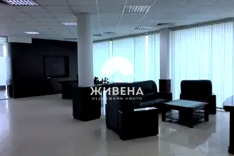 Офис във Варна, Цветен квартал