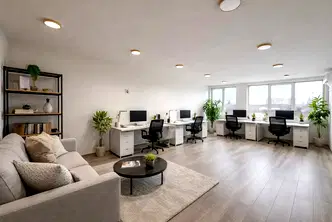 Офис във Варна, ЖП Гара