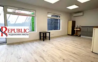 Офис във Варна, Колхозен пазар