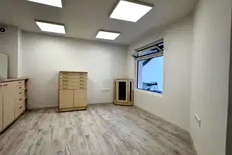 Офис във Варна, Колхозен пазар
