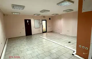 Офис във Варна, Операта