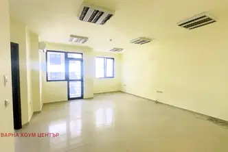 Офис във Варна, Победа