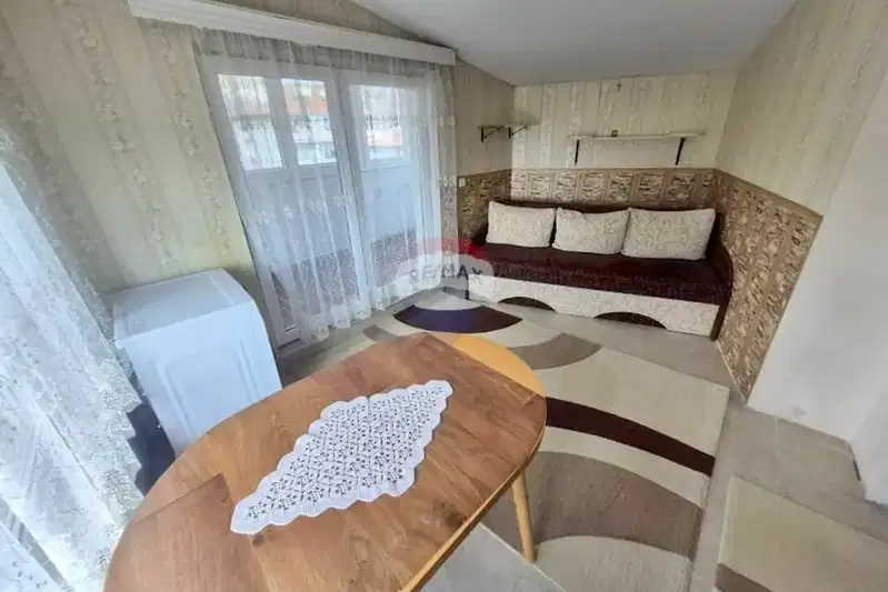 Office in Varna, Vladislav Varnenchik 1