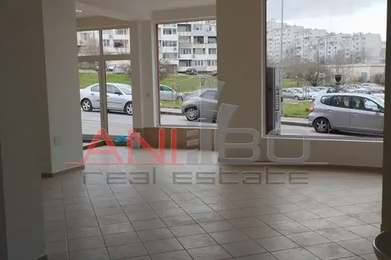 Office in Varna, Vladislav Varnenchik 2