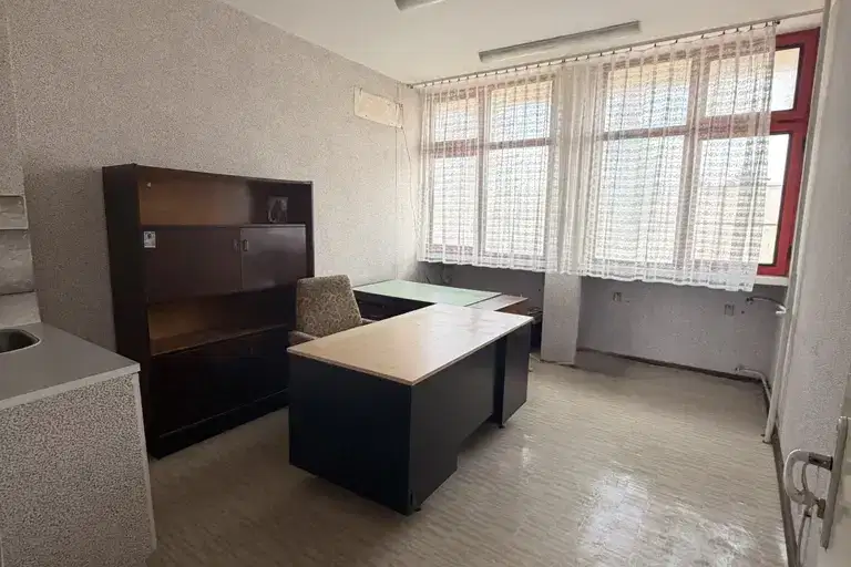 Офис във Варна, Западна промишлена зона