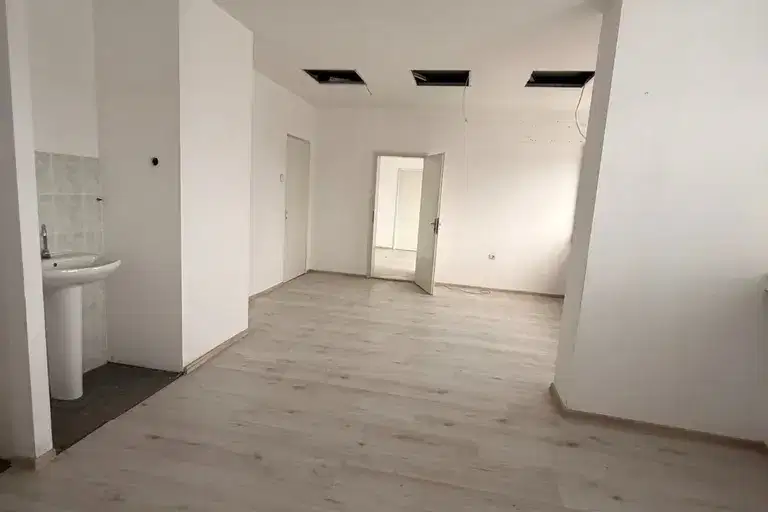 Office in Varna, Zapadna Promishlena Zona