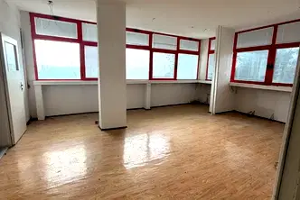 Офис във Варна, Западна промишлена зона