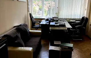 Офис във Велико Търново, Център