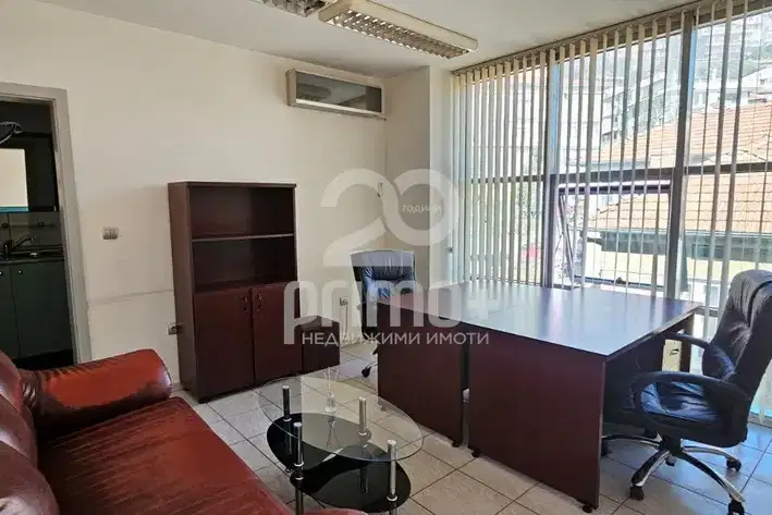 Office in Veliko Tyrnovo, Centyr