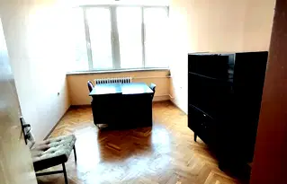 Офис във Враца, Център