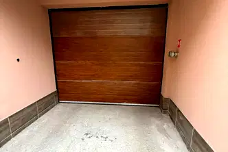 Гараж/Паркомясто в Плевен, Идеален център