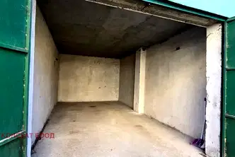 Гараж/Паркомясто в Плевен, Широк център