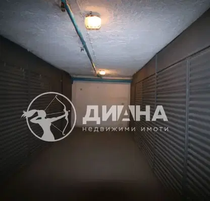 Снимка 2 — Гараж/Паркомясто в Пловдив, Център