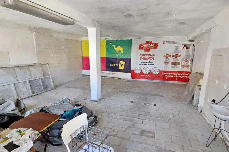 Гараж в Раз, Житница