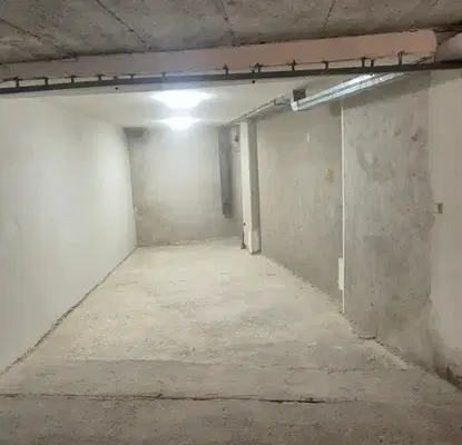 Photo 4 — Garage/Parking in Ruse, Centyr