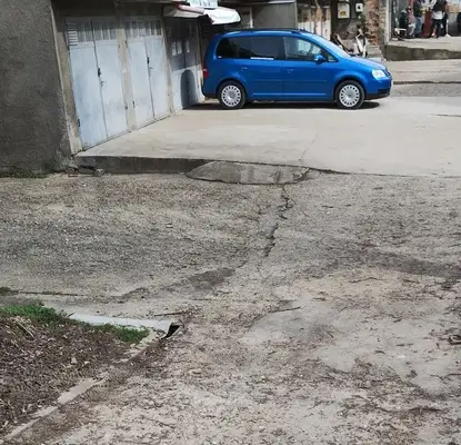 Photo 3 — Garage/Parking in Ruse, Charodeika - Sever