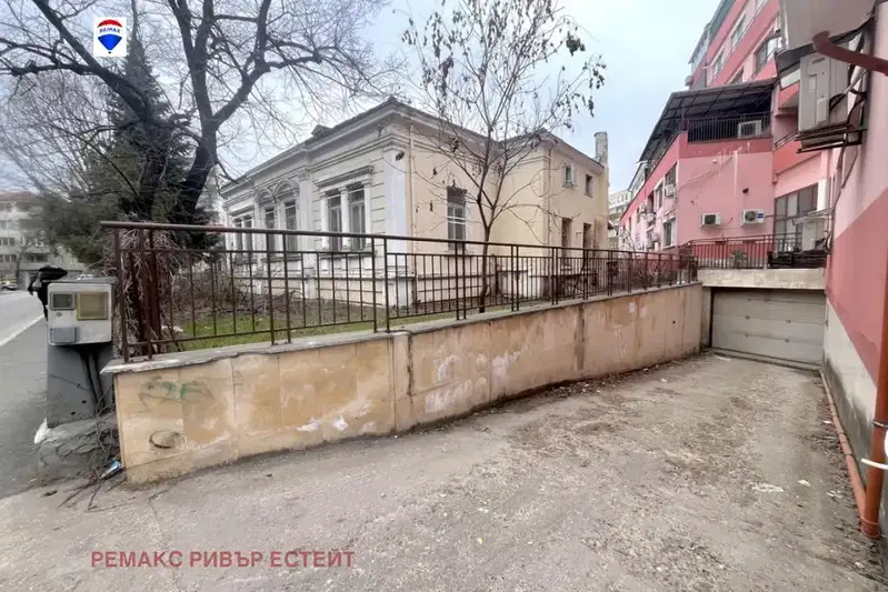 Гараж/Паркомясто в Русе, Широк център