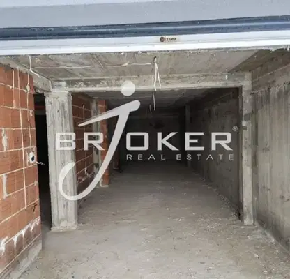 Photo 2 — Garage/Parking in Oblast Kyrdjali, Rezbarci