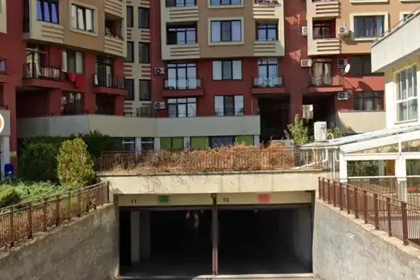 Гараж/Паркомясто в София, Дружба 2