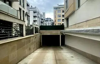 Гараж/Паркомясто в София, Кръстова вада