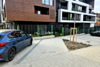 Гараж/Паркомясто в София, Кръстова вада