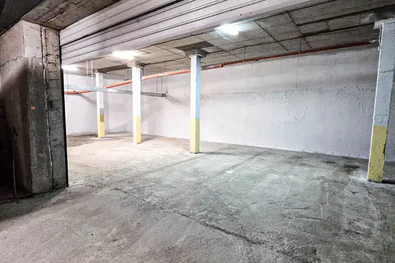 Garage/Parking in Sofiya, Manastirski Livadi
