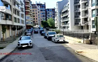Гараж/Паркомясто в София, Младост 2