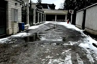 Гараж/Паркомясто в София, Витоша