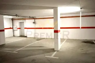 Гараж/Паркомясто във Варна, Аспарухово