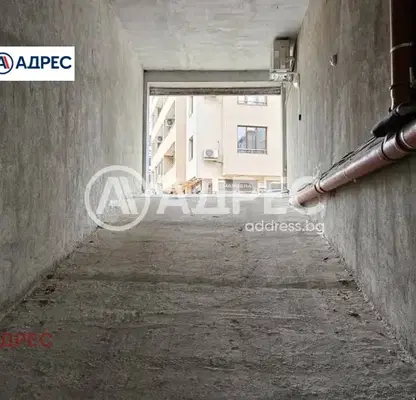 Снимка 3 — Гараж/Паркомясто във Варна, Базар Левски