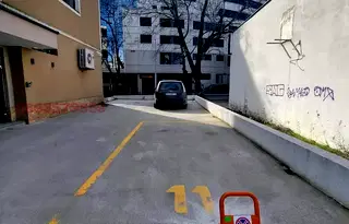 Гараж/Паркомясто във Варна, Чайка