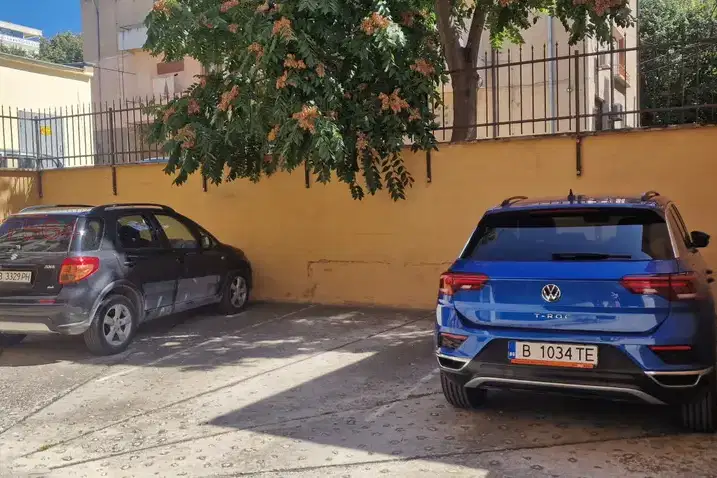 Garage/Parking in Varna, Festivalen Kompleks
