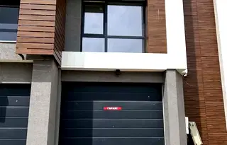 Гараж/Паркомясто във Варна, Левски 2