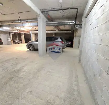 Photo 3 — Garage/Parking in Varna, Sotira
