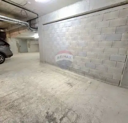 Photo 4 — Garage/Parking in Varna, Sotira