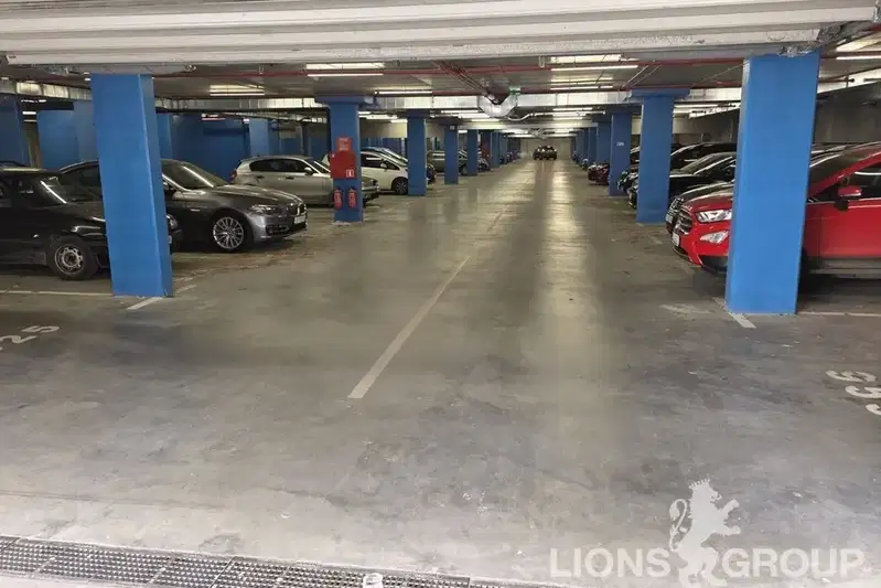 Garage/Parking in Varna, Pobeda