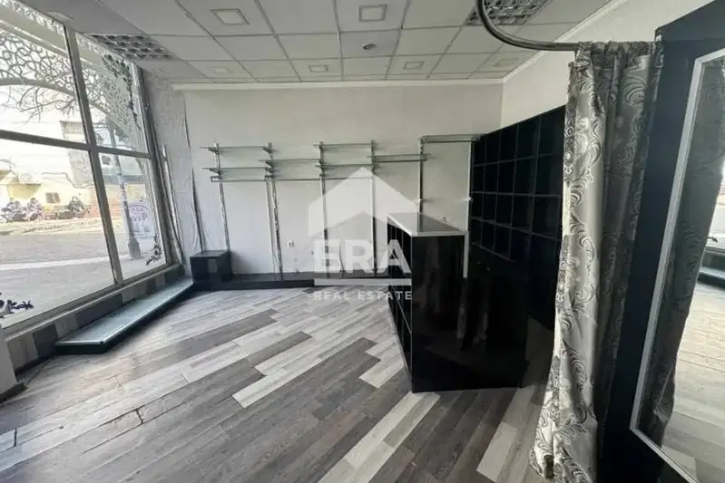 Shop in Haskovo, Centyr